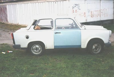 Trabant von der Seite